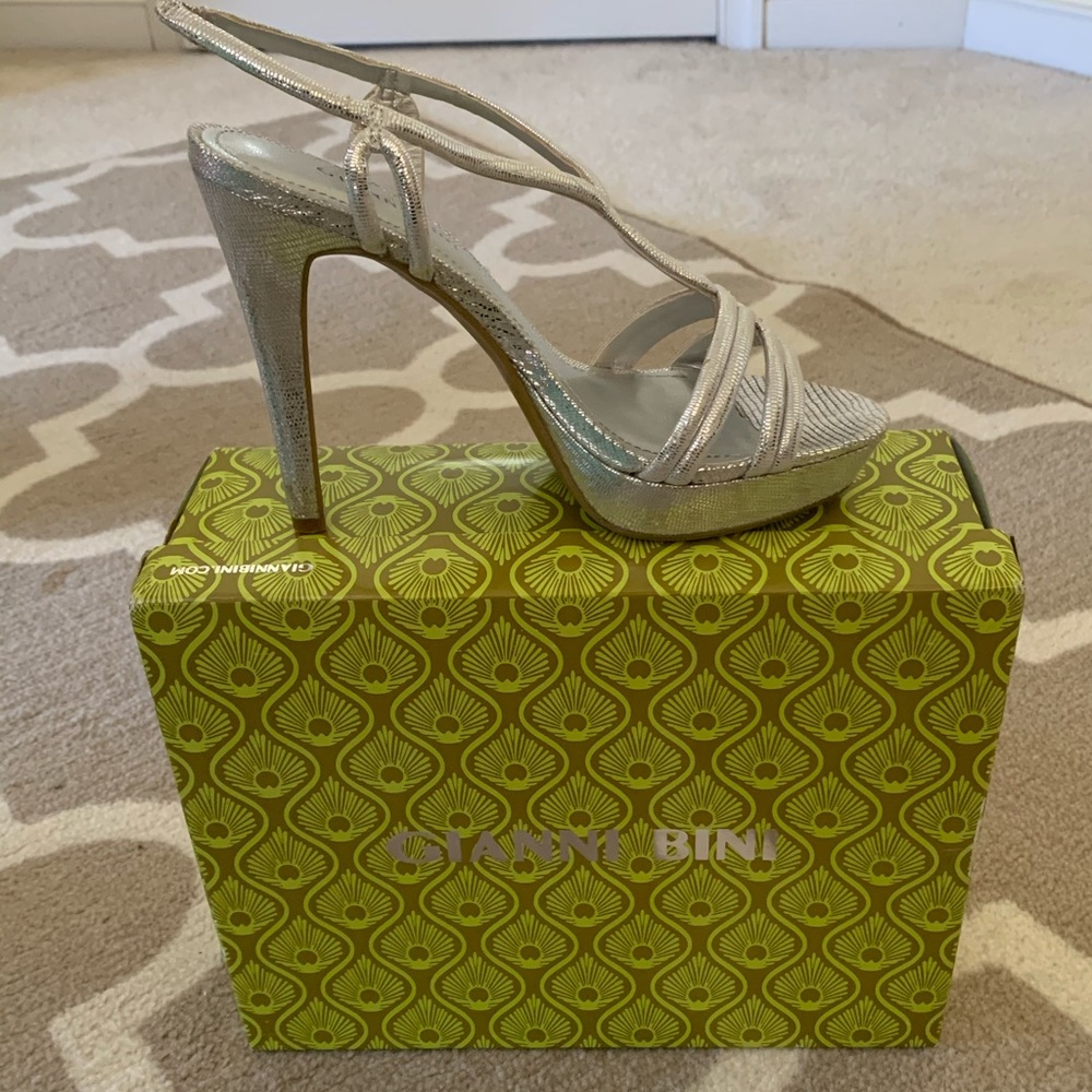 Gianni Bini prom shoes
